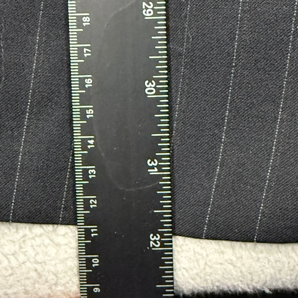 Tommy Hilfiger Blazer Mens‎ 40R Navy Pinstripe Wool Suit Jacket USA Made